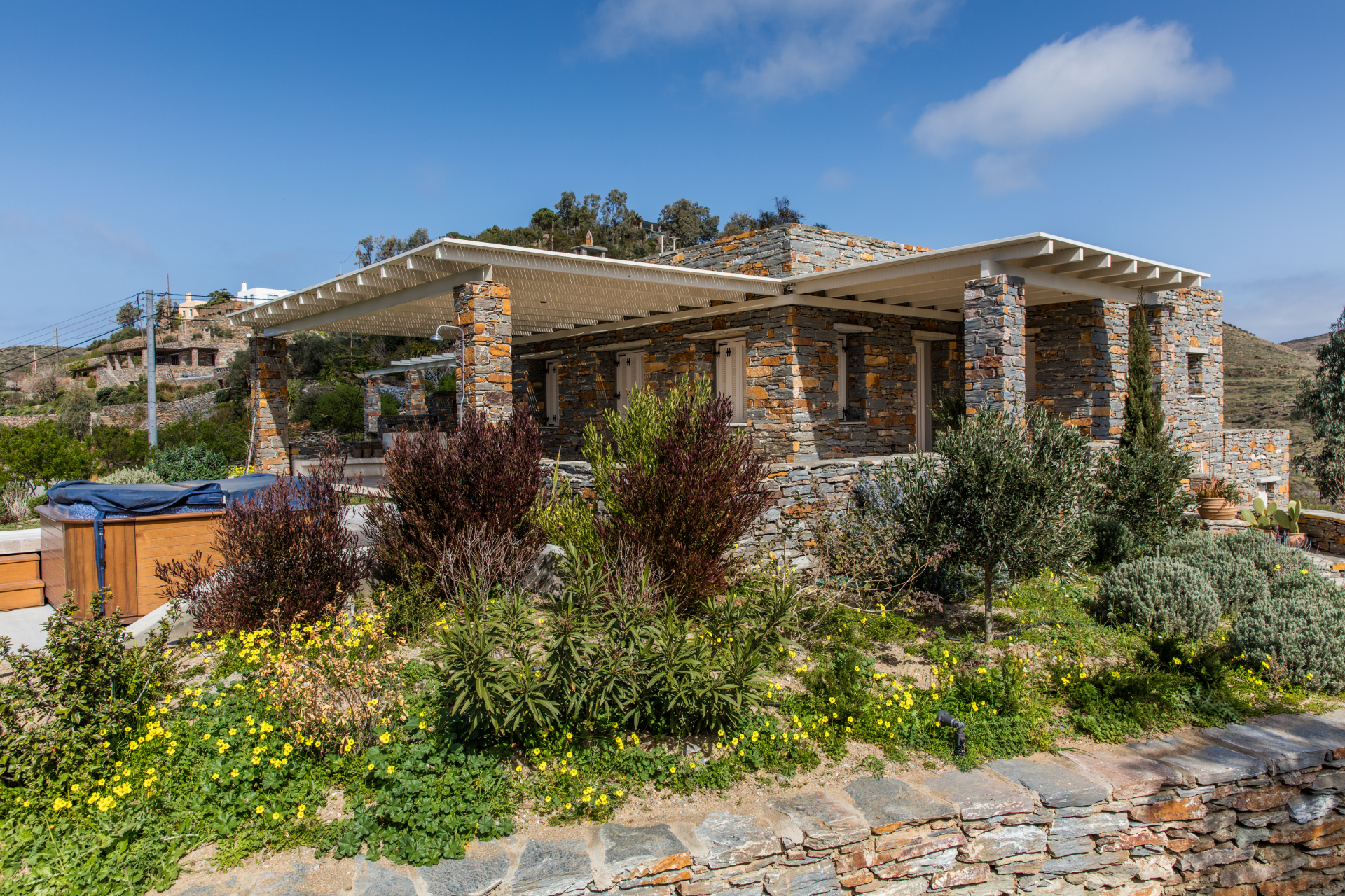 Νέα πέτρινη κατοικία στις Κυκλάδες